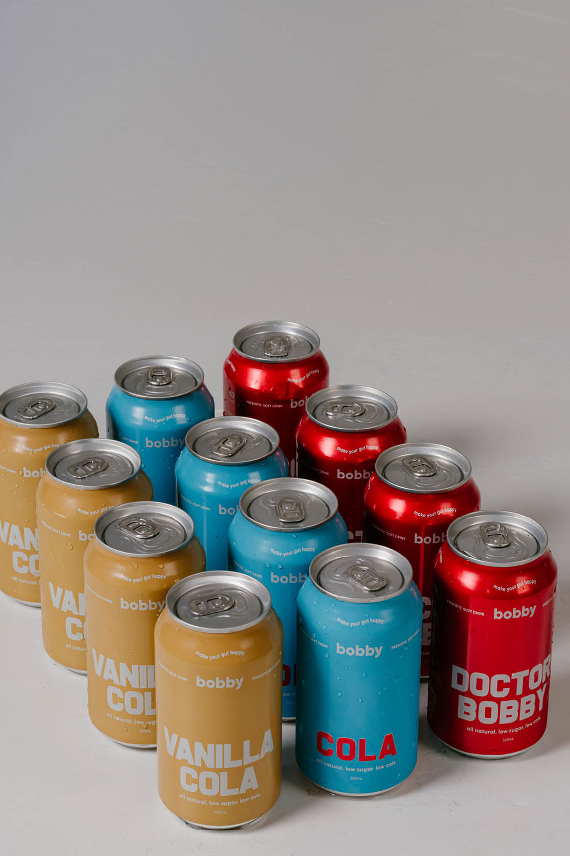 Bobby mixed packs which contain our best-selling cola flavours; traditional cola, cherry cola and vanilla cola Australian-made soft drinks, a better-for-you alternative to Coca Cola and Pepsi that is low in calories and sugar, vegan and filled with prebiotics to aid in gut digestion.